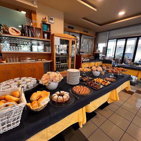 סוטומרינה Hotel Nettuno מראה חיצוני תמונה