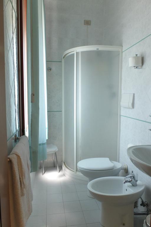סוטומרינה Hotel Nettuno חדר תמונה